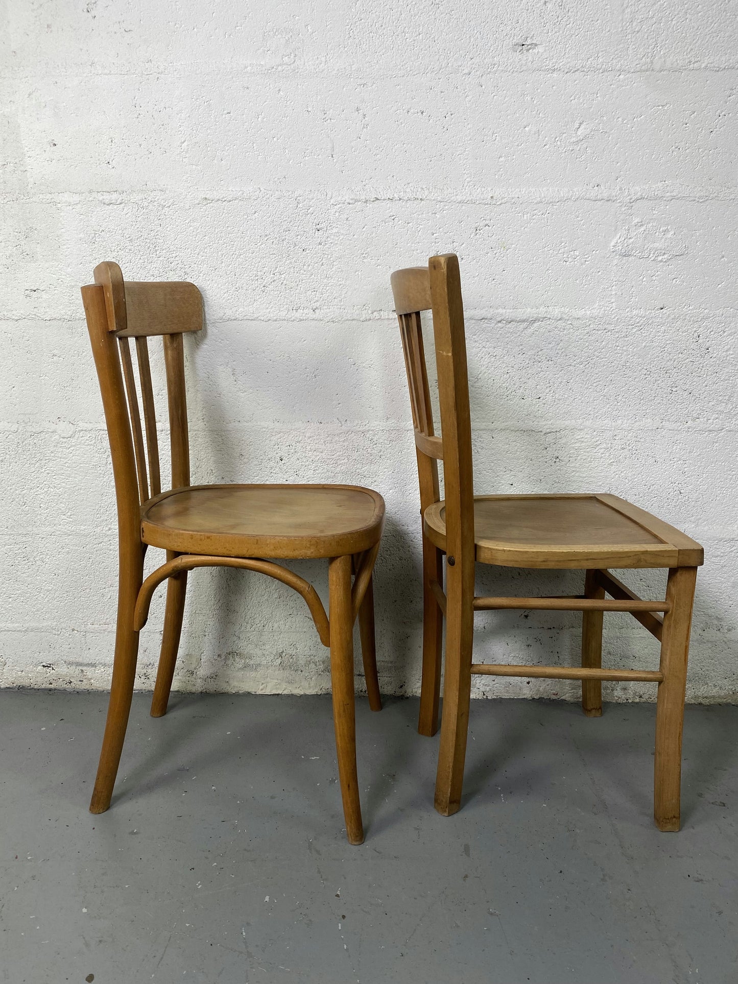 Lot de 4 chaises bistrot dépareillés