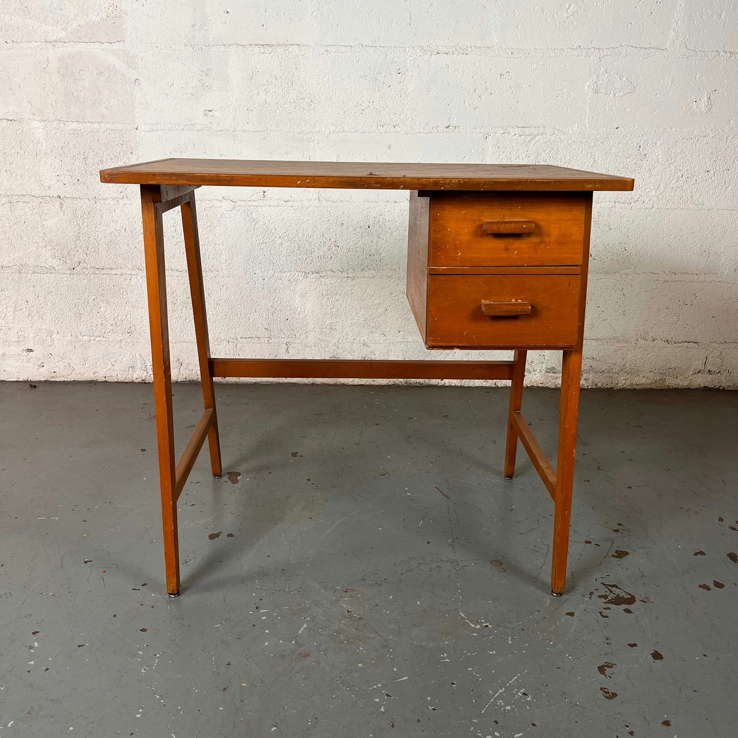 Bureau d’école en bois