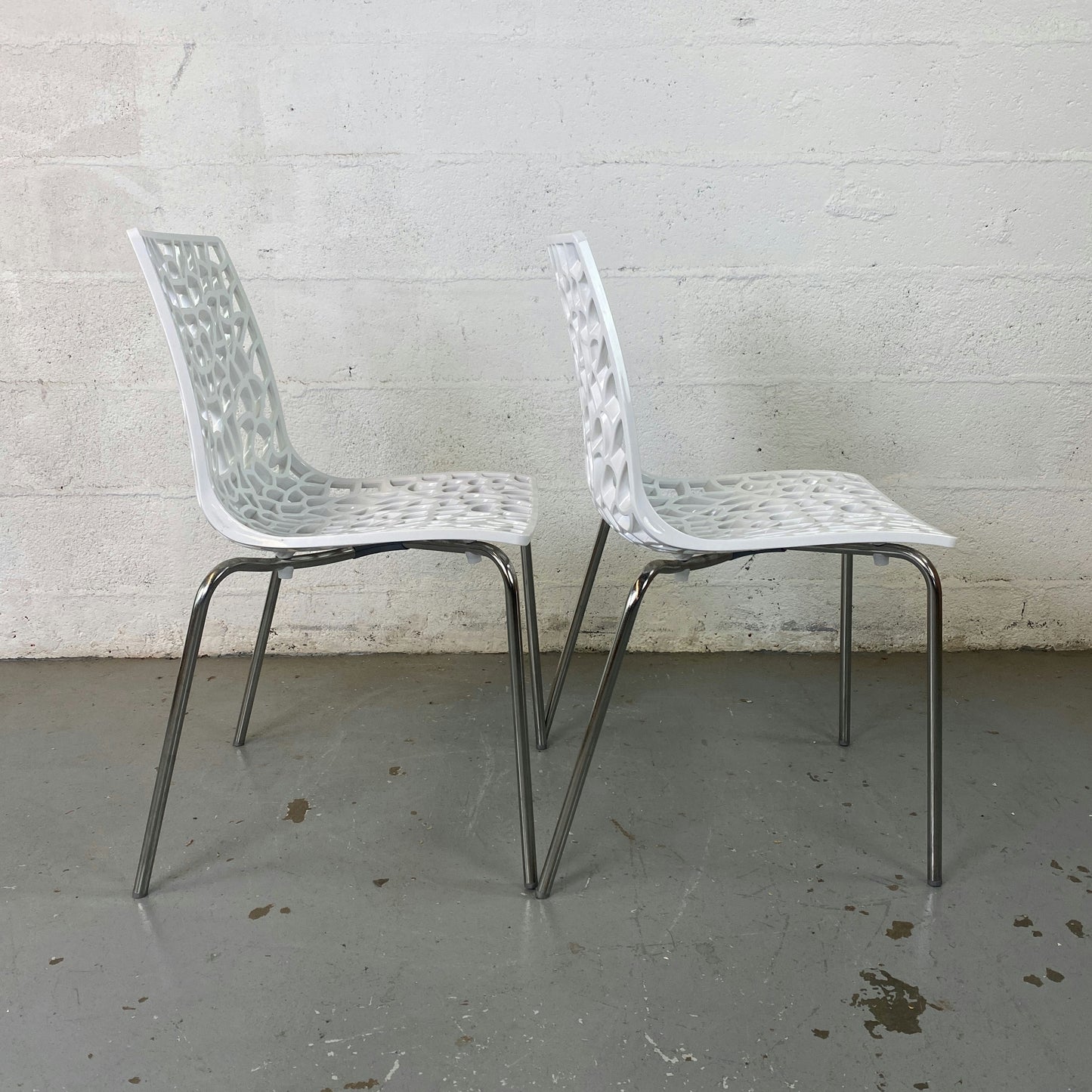 Paire de chaises blanche