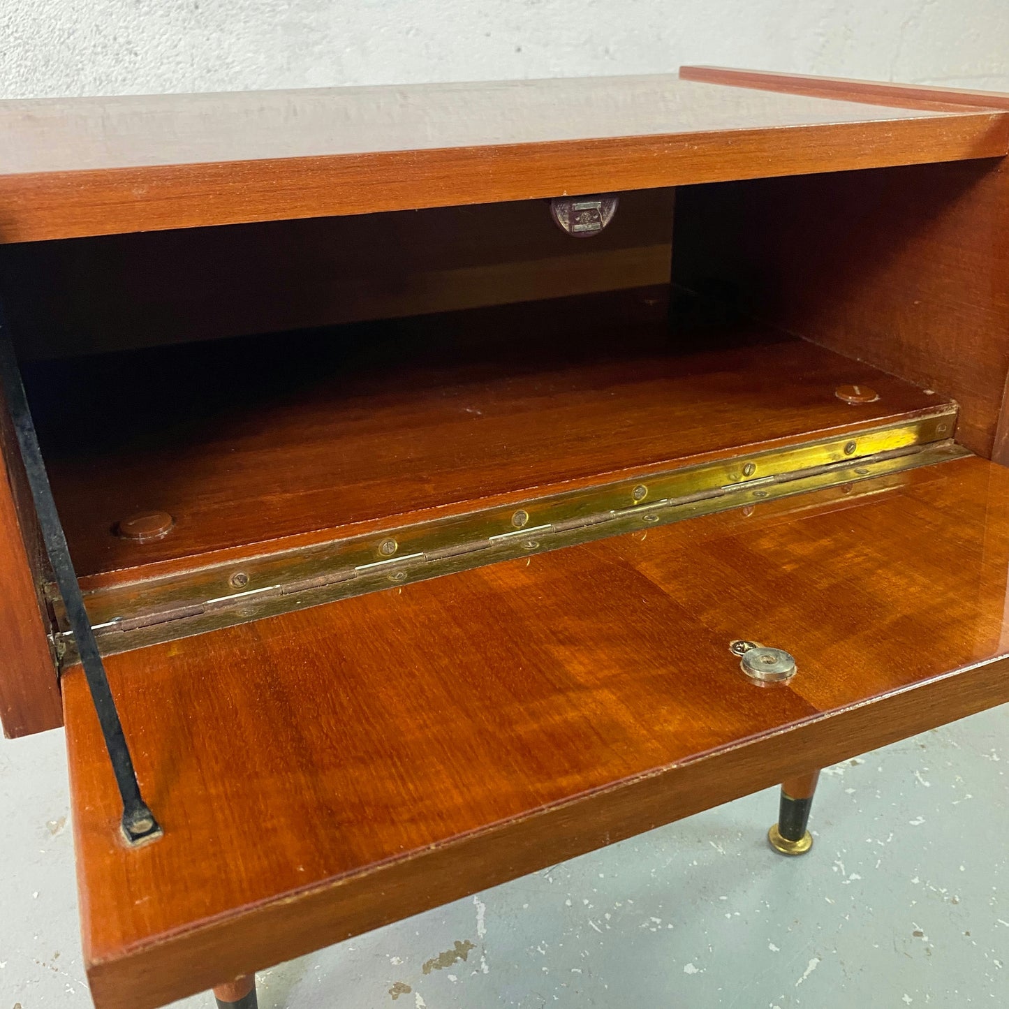 Table de chevet année 50/60