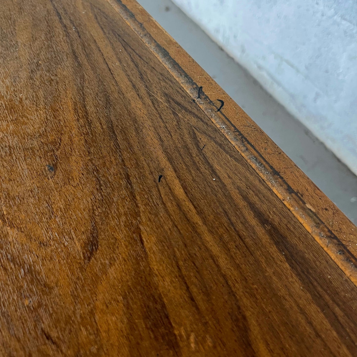 Bureau d’école en bois