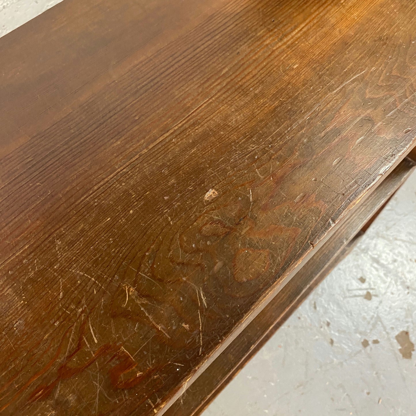 Bibliothèque en bois