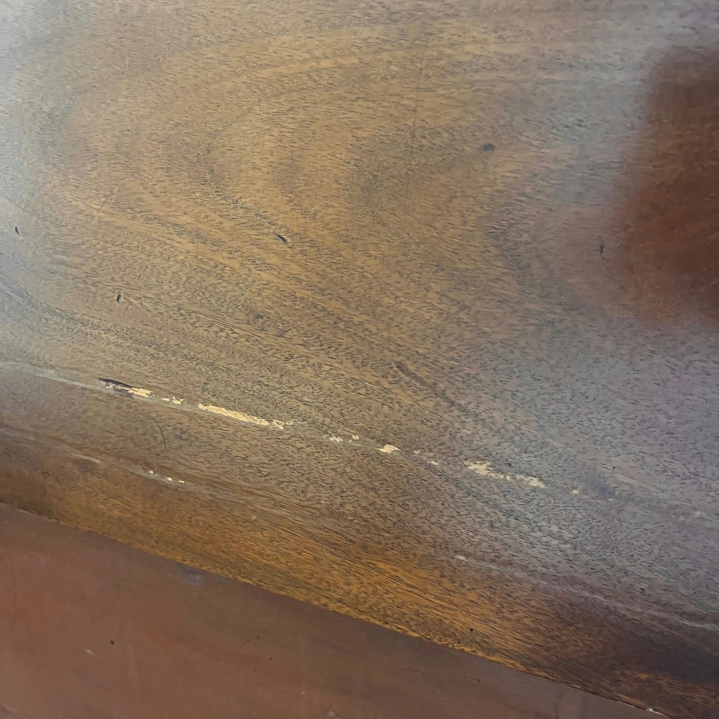 Chaise de commodité en bois