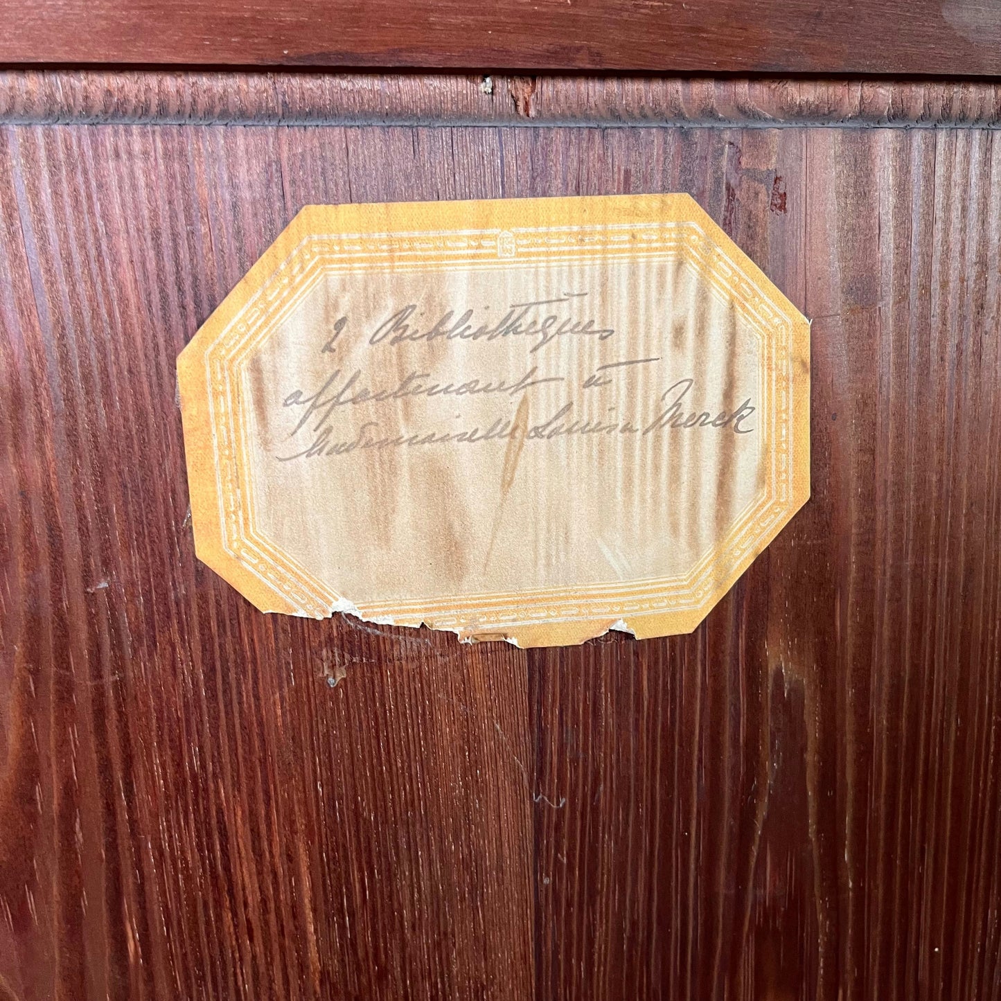 Bibliothèque en bois