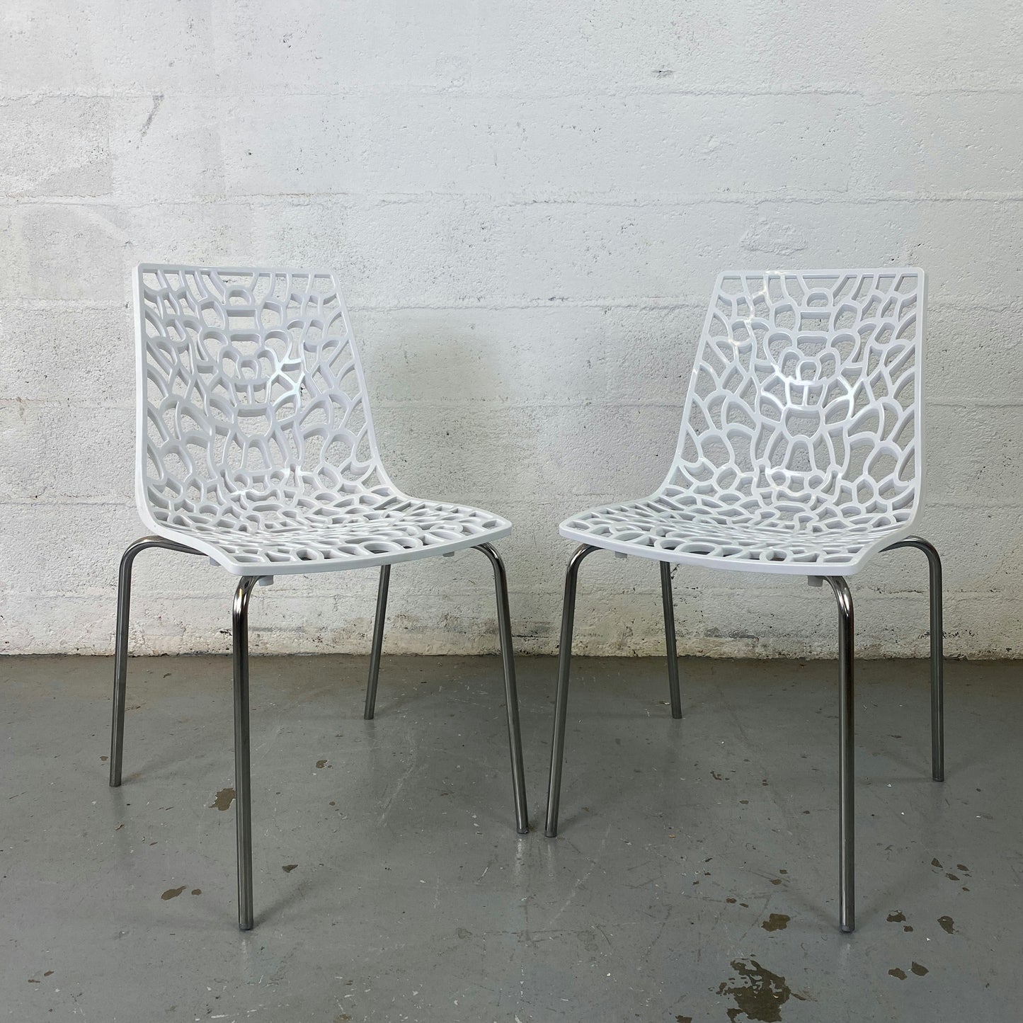 Paire de chaises blanche