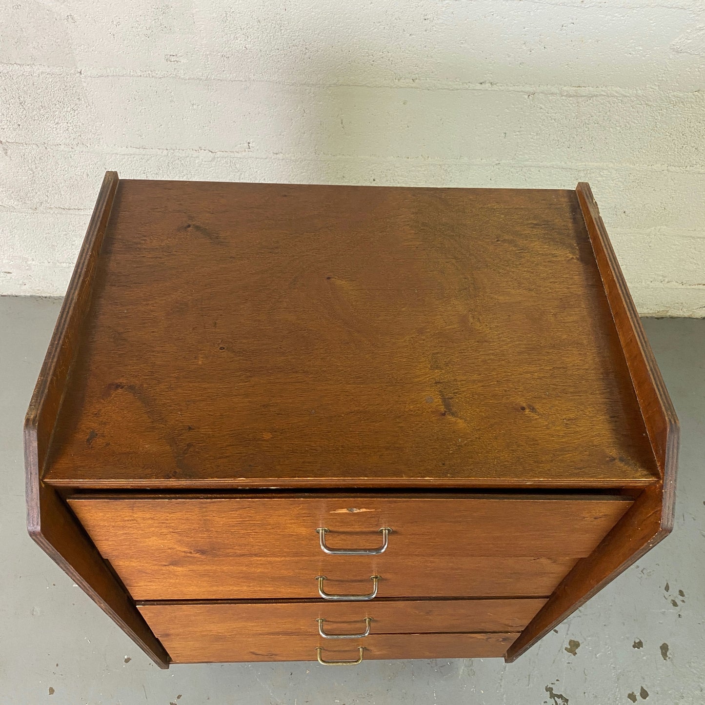 Commode en bois