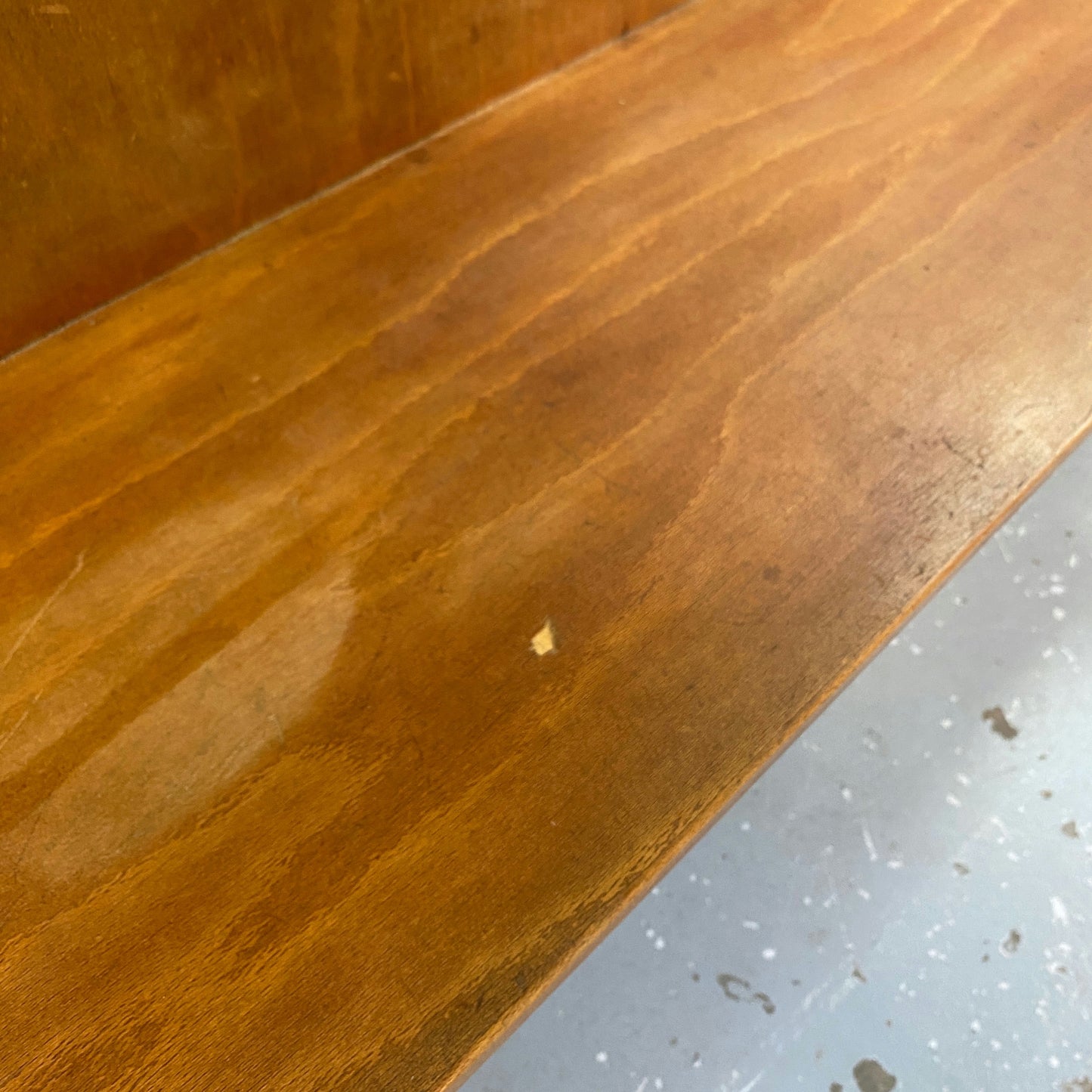 Comptoir avec banc et rangement