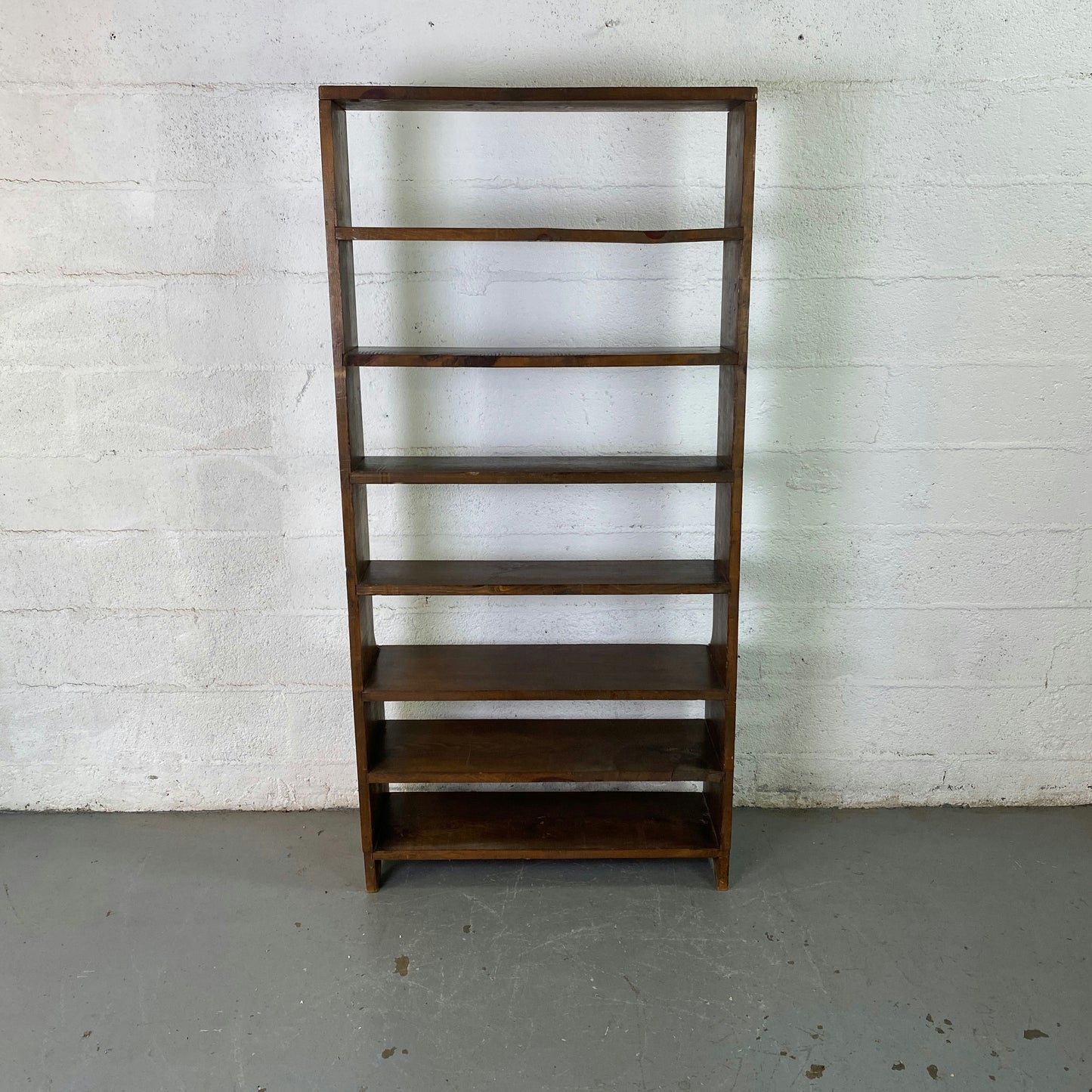 Bibliothèque en bois