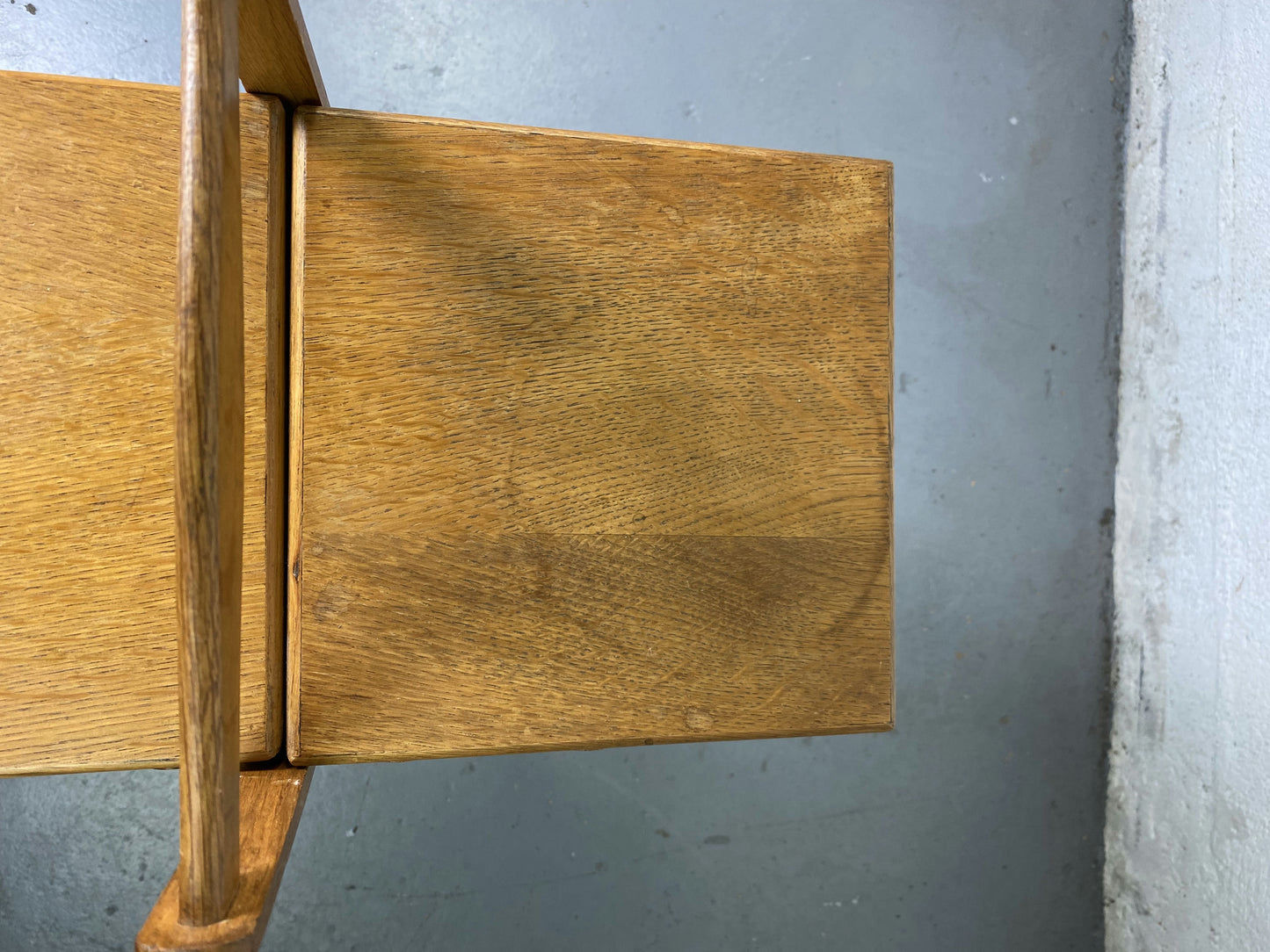 Travailleuse en bois