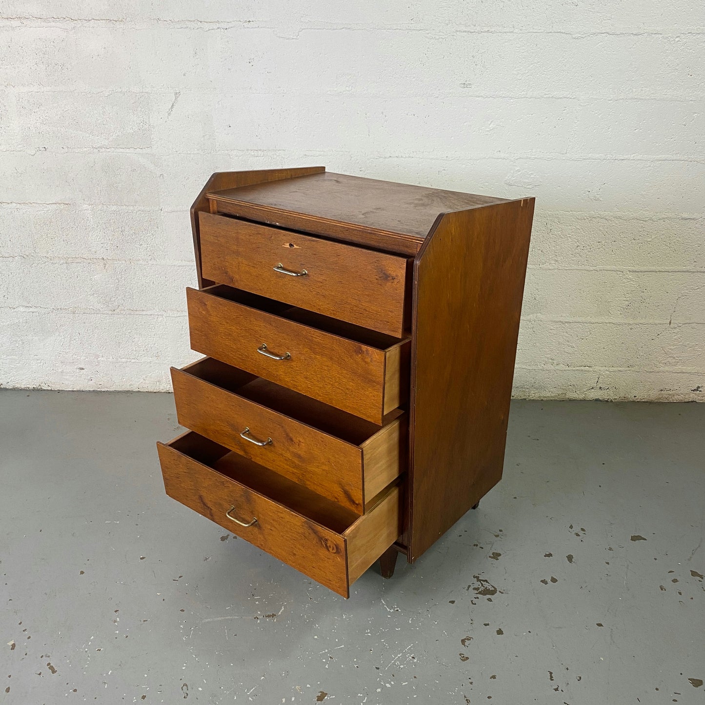 Commode en bois
