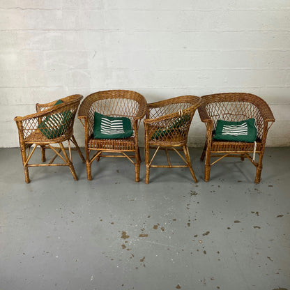 Lot de 4 fauteuils en rotin tressé