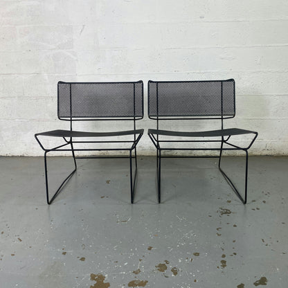 Paire de fauteuils en métal perforé collection fil par François Azambourg