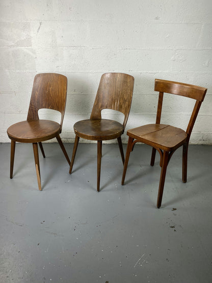 Lot de 3 chaises bistrot dépareillés et abîmés