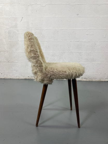 Chaise moumoute vintage année 70