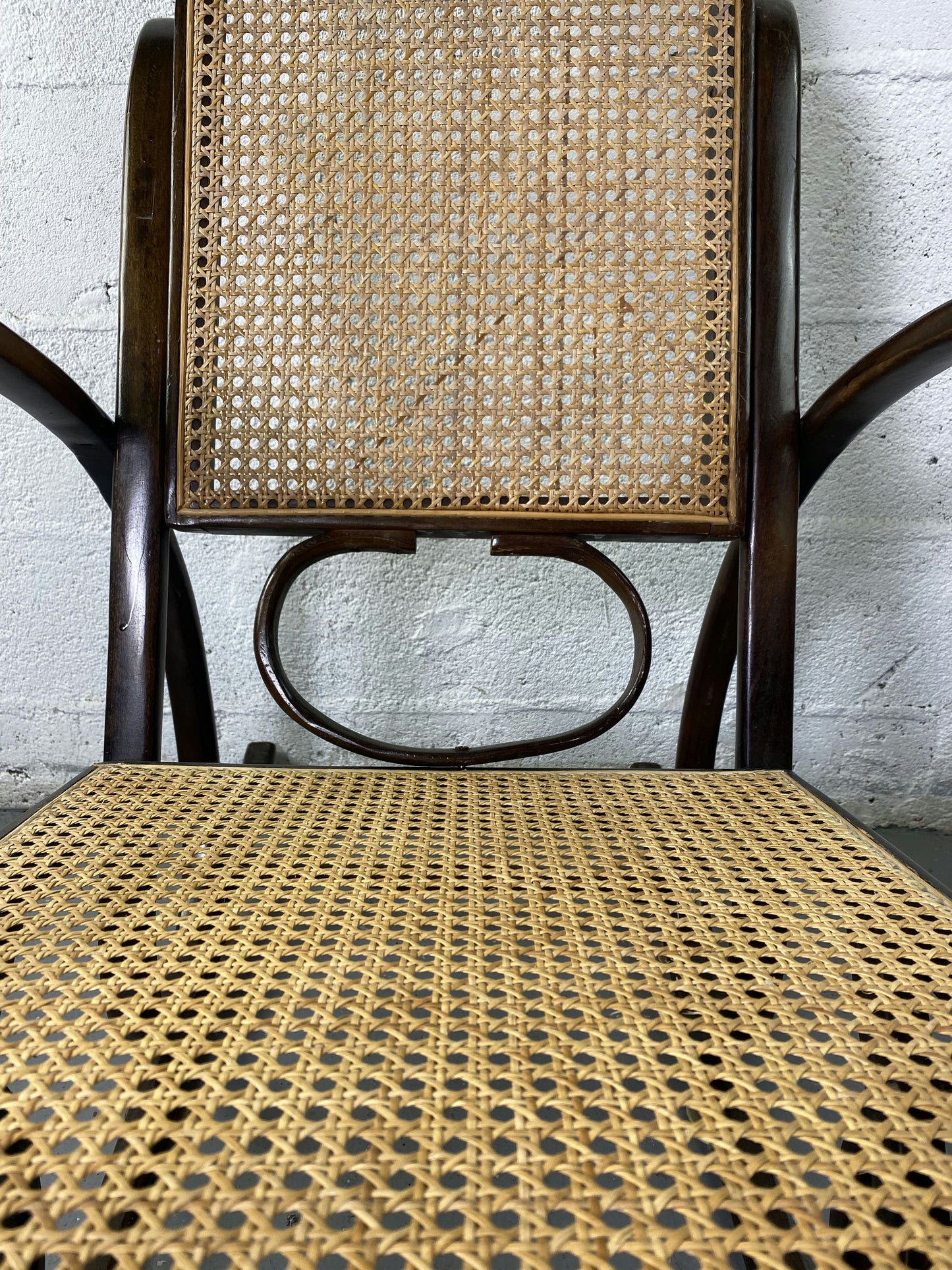 Rocking-chair Chair en bois et Cannage année 70