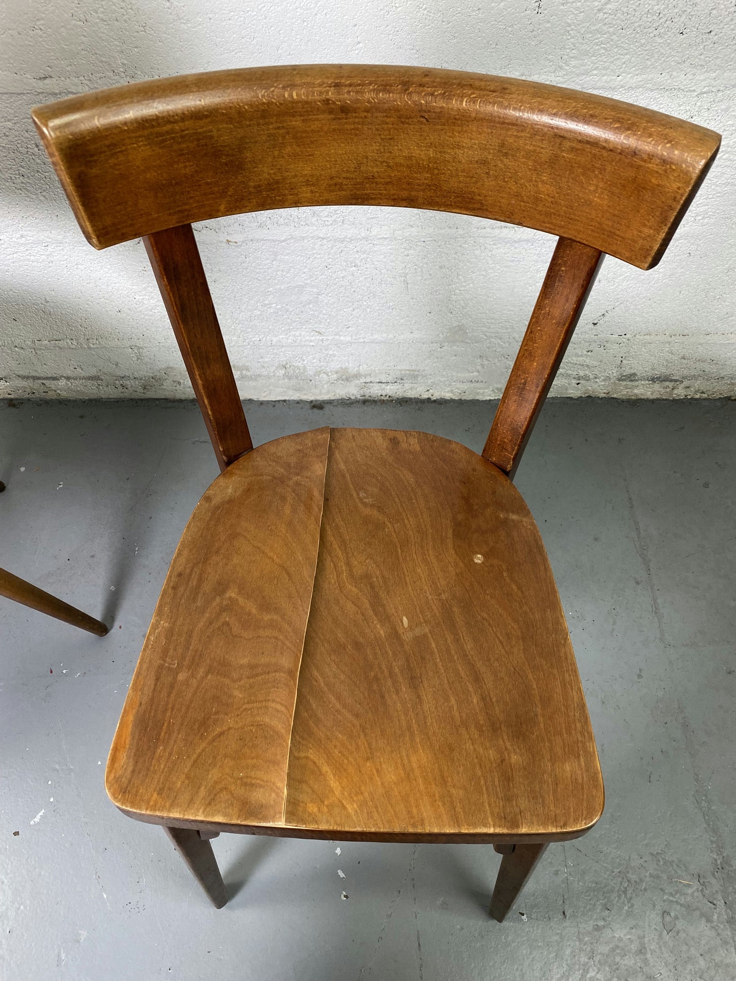 Lot de 3 chaises bistrot dépareillés et abîmés