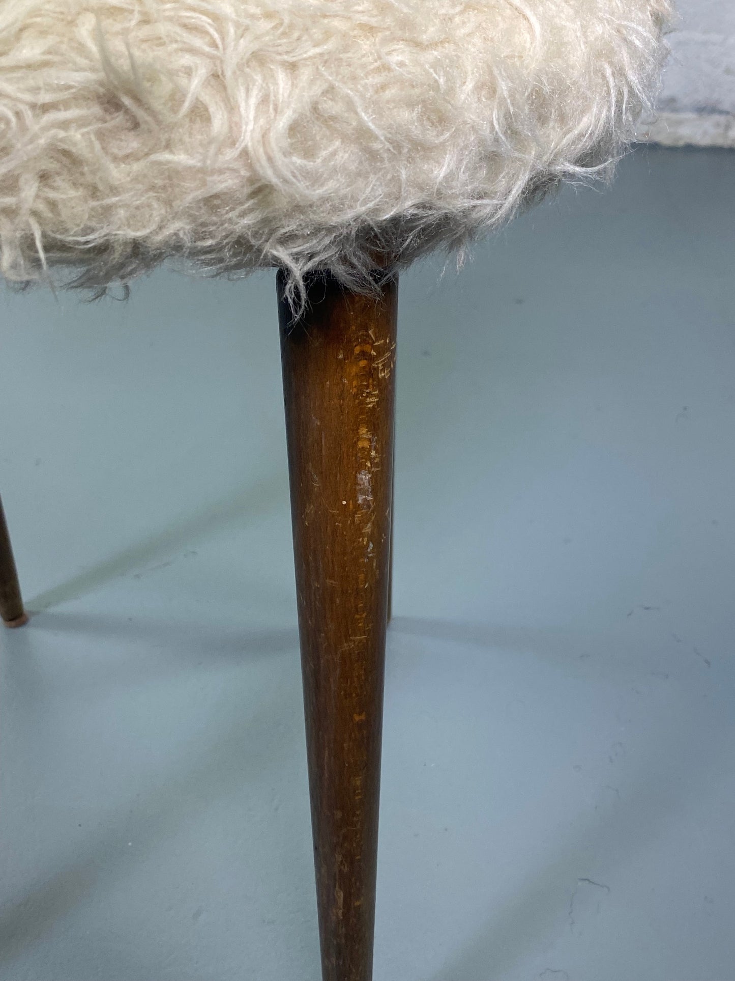 Chaise moumoute vintage année 70