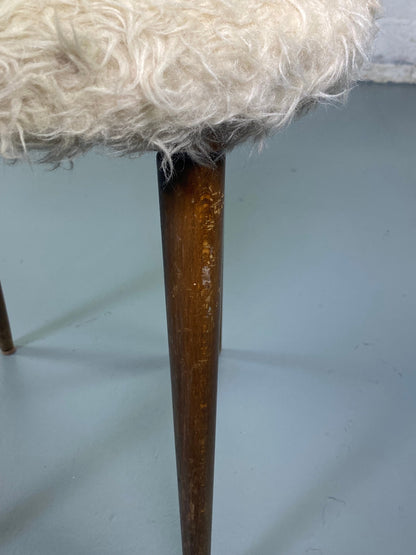 Chaise moumoute vintage année 70