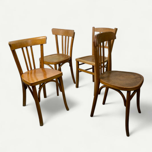 Lot de 4 chaises bistrot dépareillés