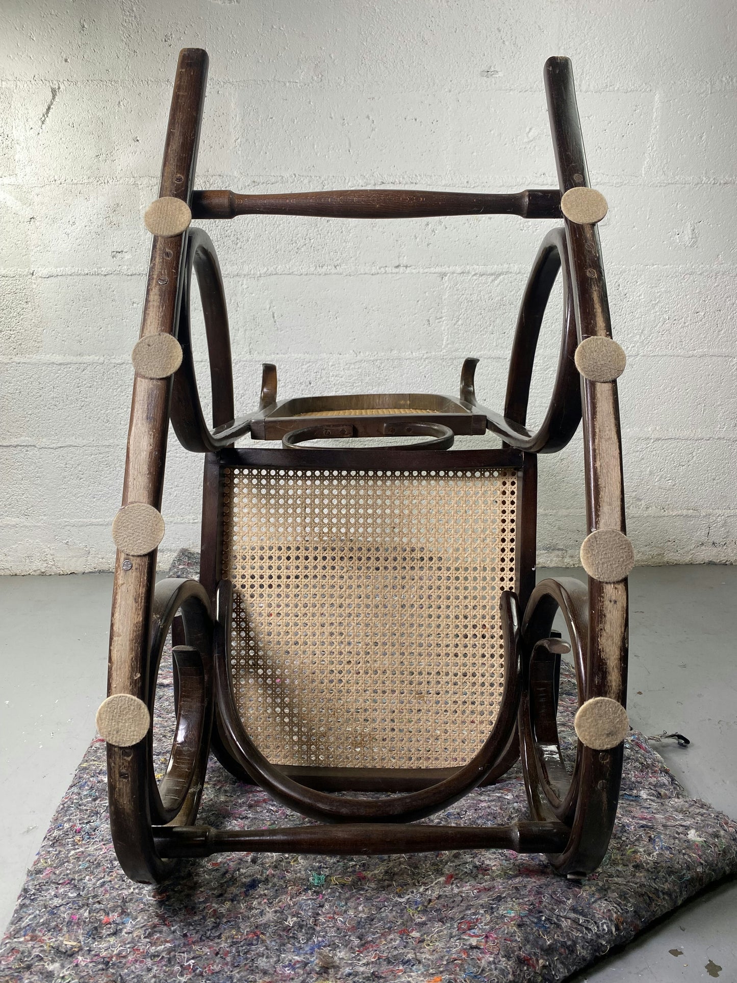 Rocking-chair Chair en bois et Cannage année 70