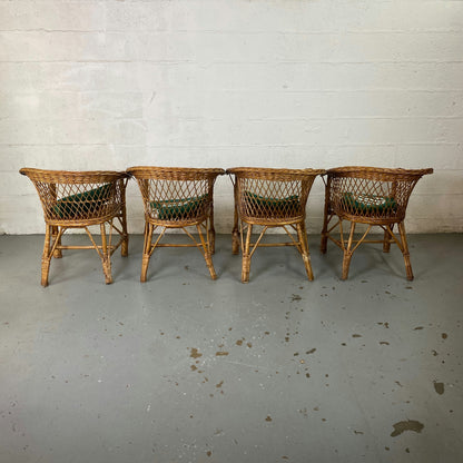 Lot de 4 fauteuils en rotin tressé