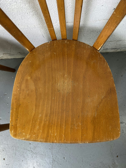 Lot de 4 chaises bistrot dépareillés