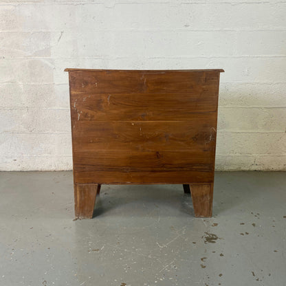 Commode bois exotique avec paniers osier