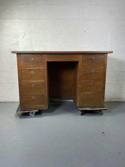 Bureau vintage en bois