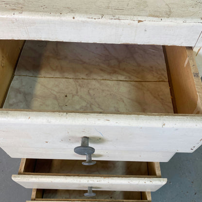 Chiffonier vintage