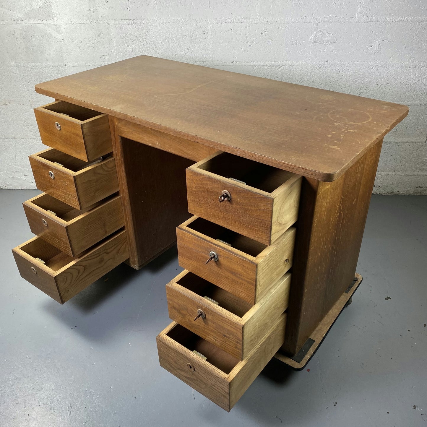 Bureau vintage en bois