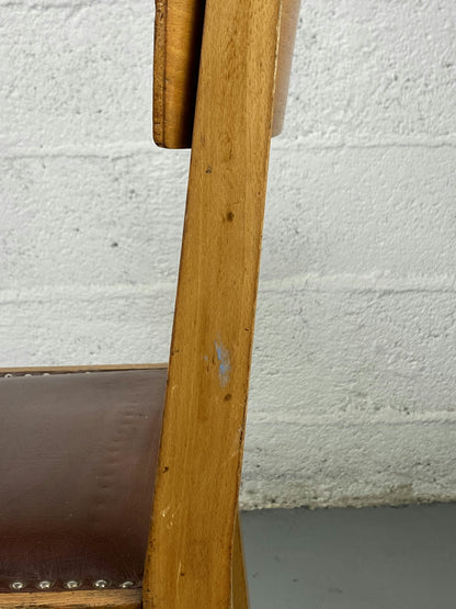 Paire de chaise en bois et cuir