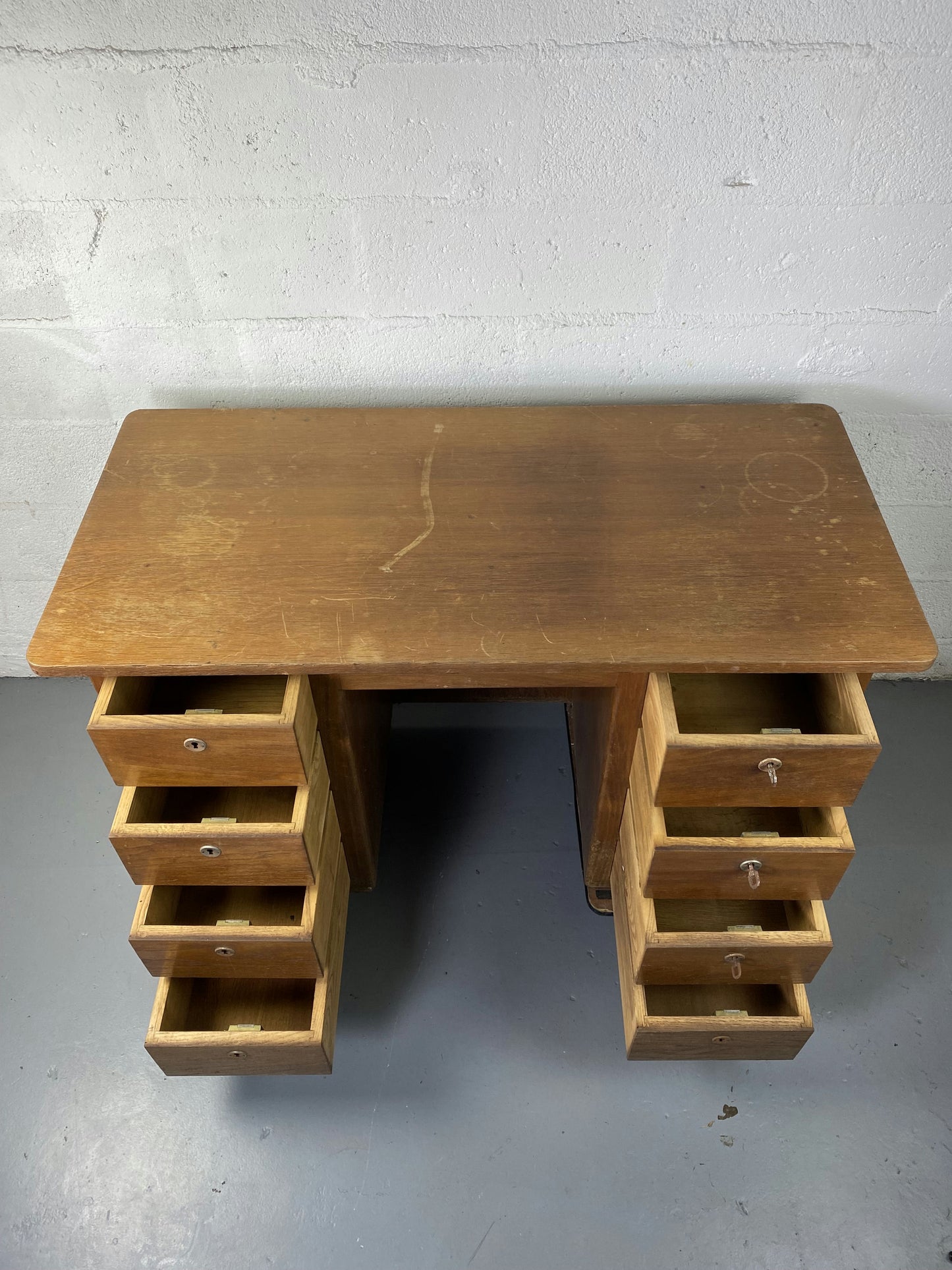 Bureau vintage en bois