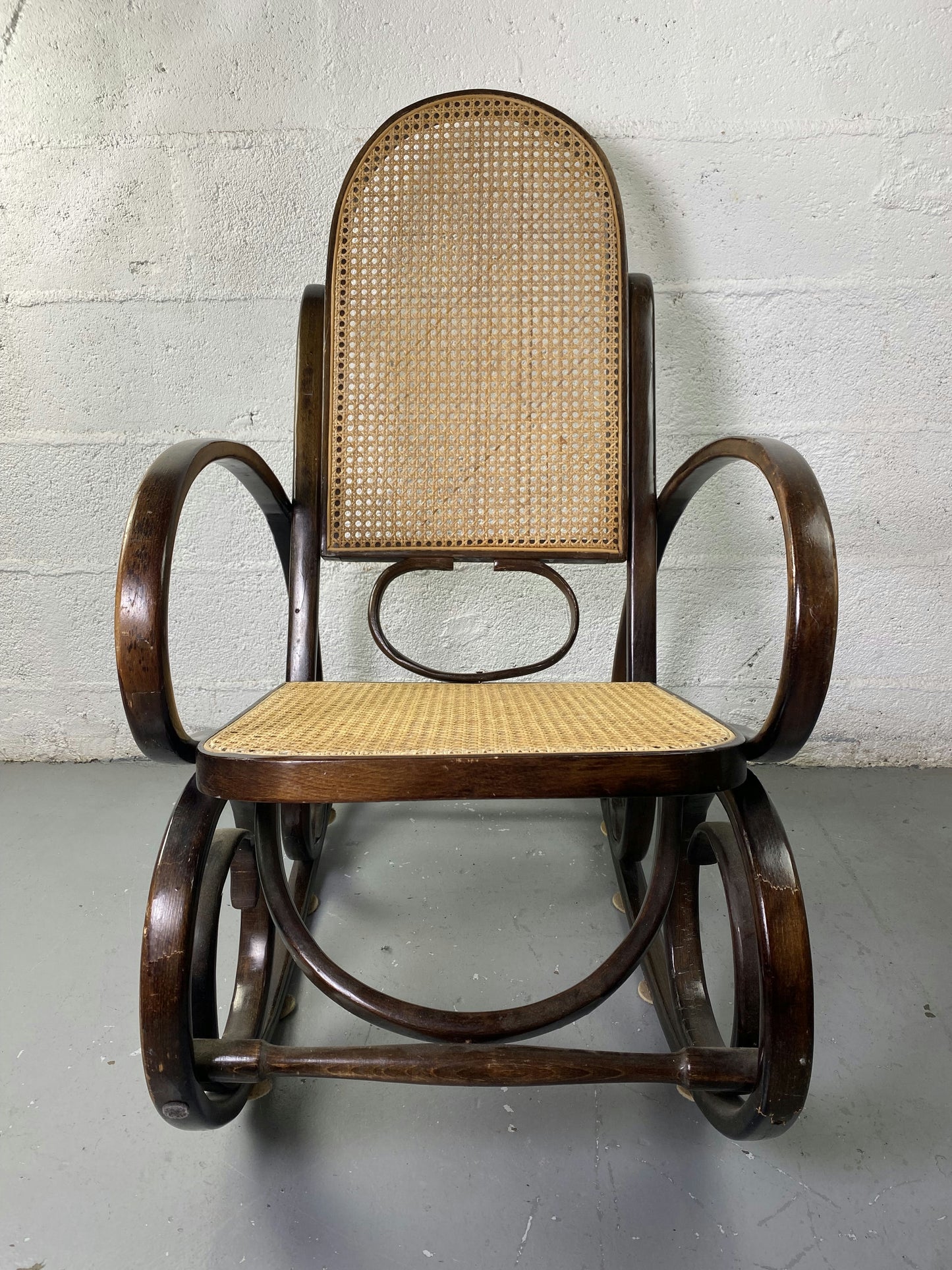 Rocking-chair Chair en bois et Cannage année 70