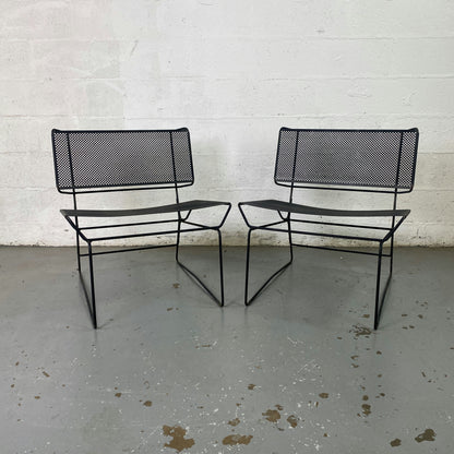 Paire de fauteuils en métal perforé collection fil par François Azambourg