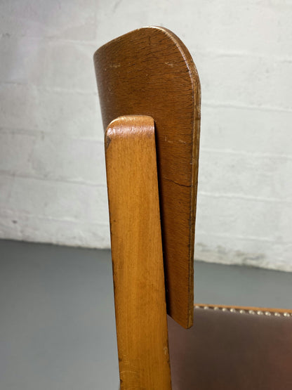 Paire de chaise en bois et cuir