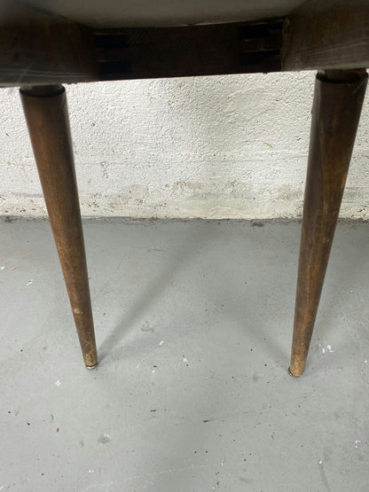 Lot de 3 chaises bistrot dépareillés et abîmés