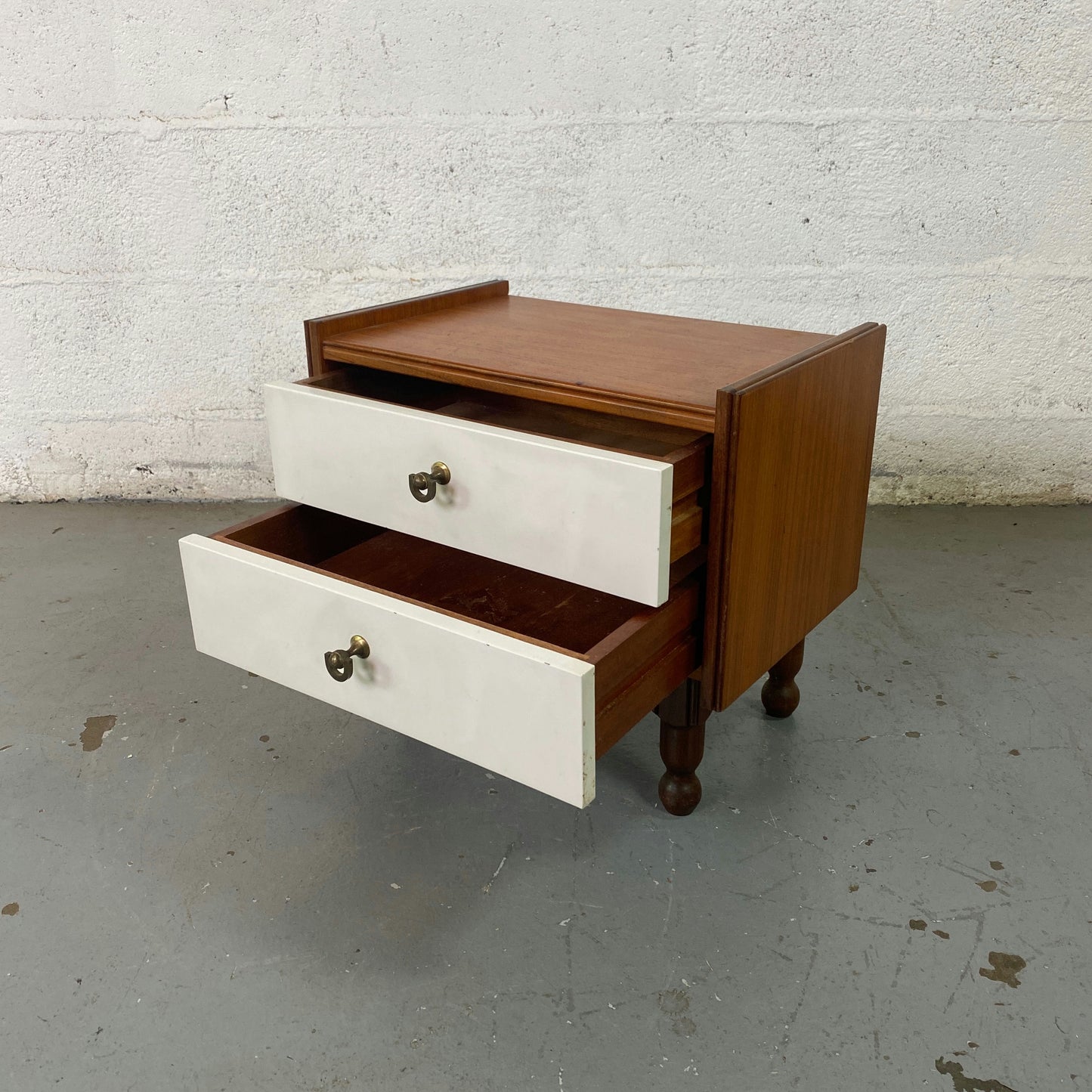 Table de chevet teck et formica blanc