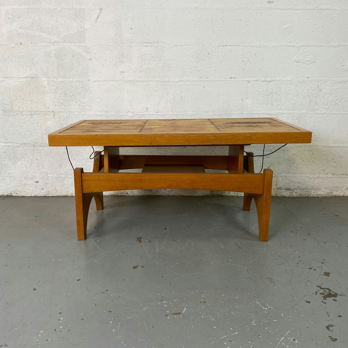 Table basse céramique Roger Capron (dans le goût)