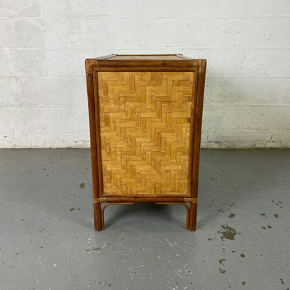Commode en bois et rotin