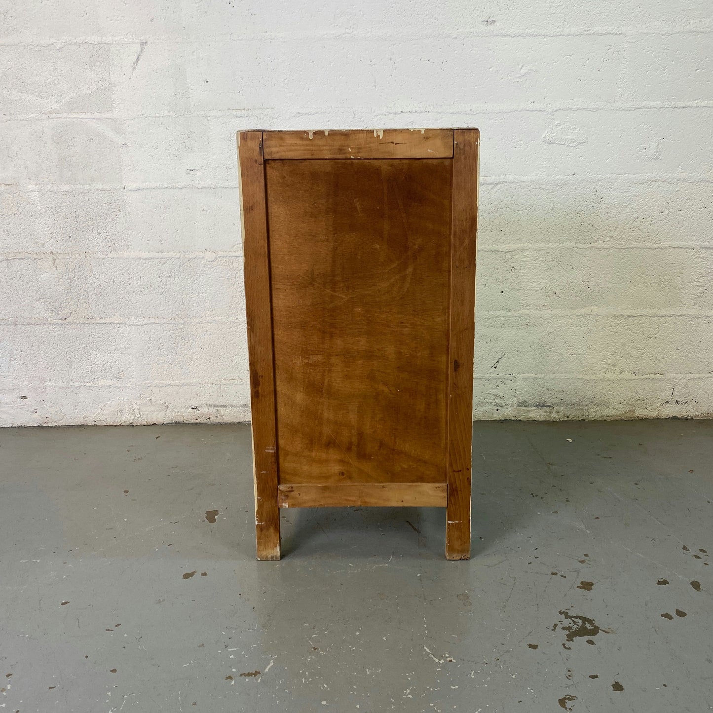 Chiffonier vintage