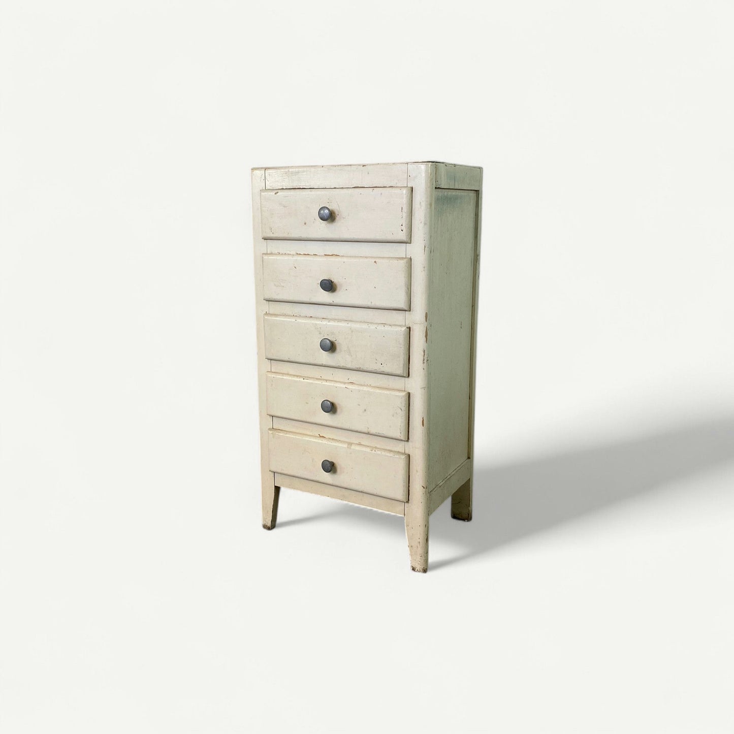 Chiffonier vintage