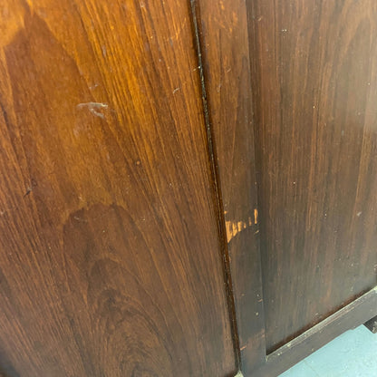 Bureau en bois 4 tiroirs