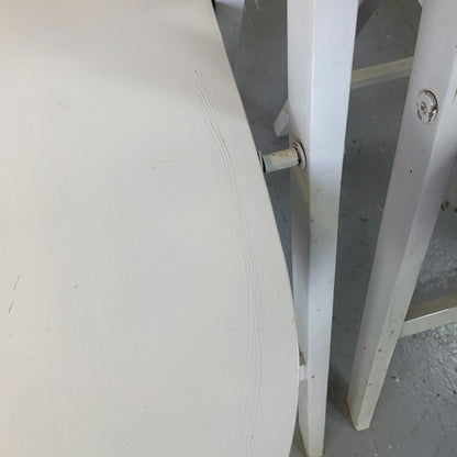 Paire de chaises pliantes Thonet blanches