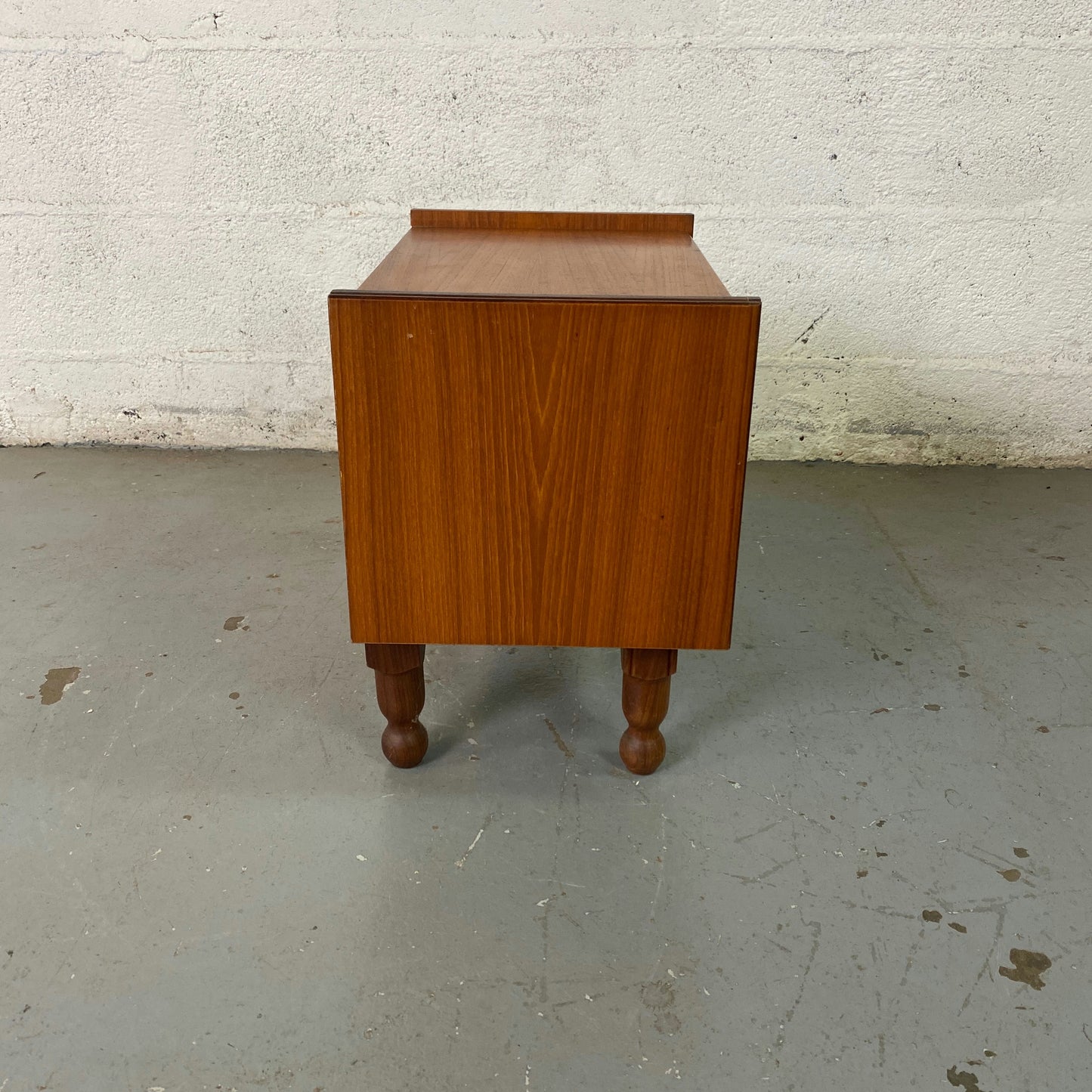 Table de chevet teck et formica blanc