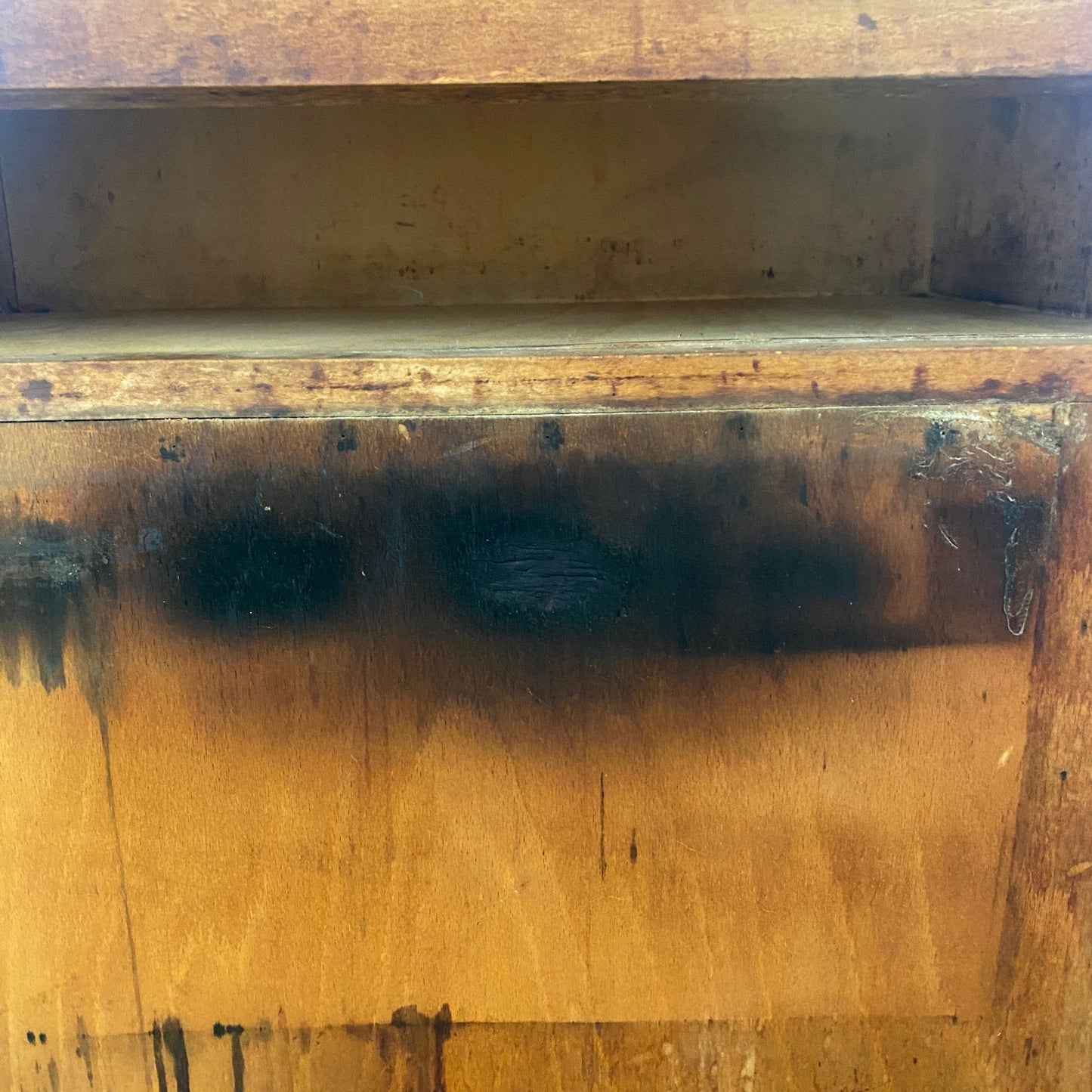 Comptoir avec banc et rangement