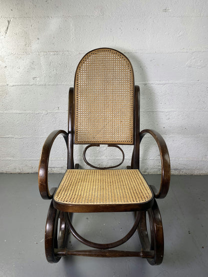 Rocking-chair Chair en bois et Cannage année 70