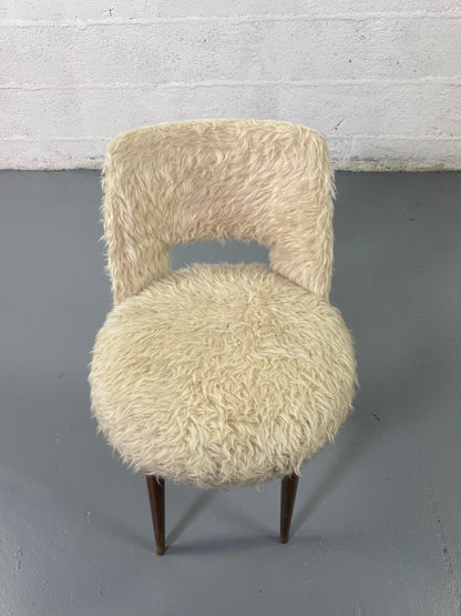 Chaise moumoute vintage année 70