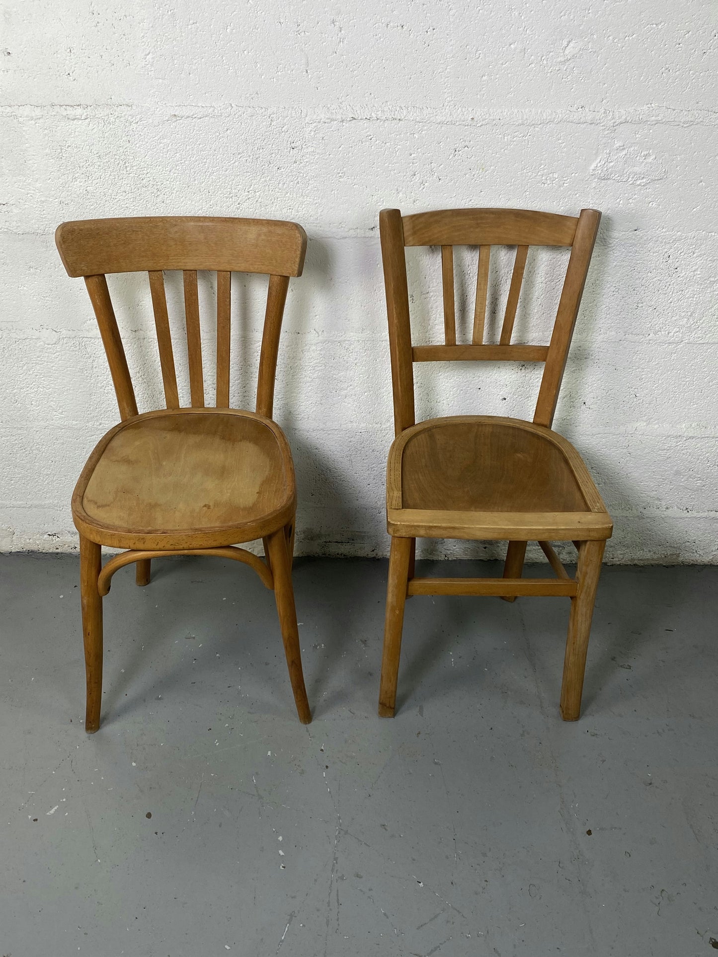 Lot de 4 chaises bistrot dépareillés
