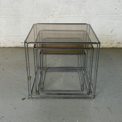 Tables Gigognes Isocèle Max Sauze pour Groupe SA