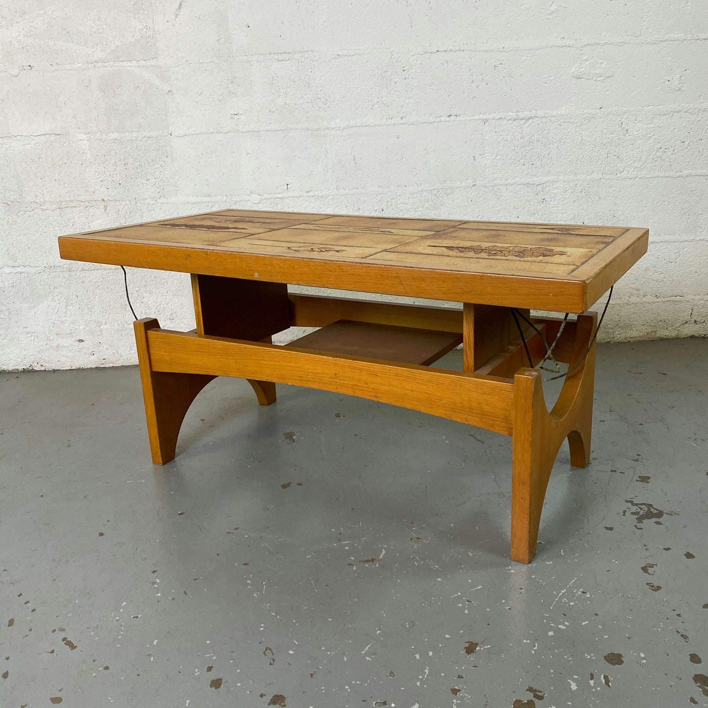 Table basse céramique Roger Capron (dans le goût)